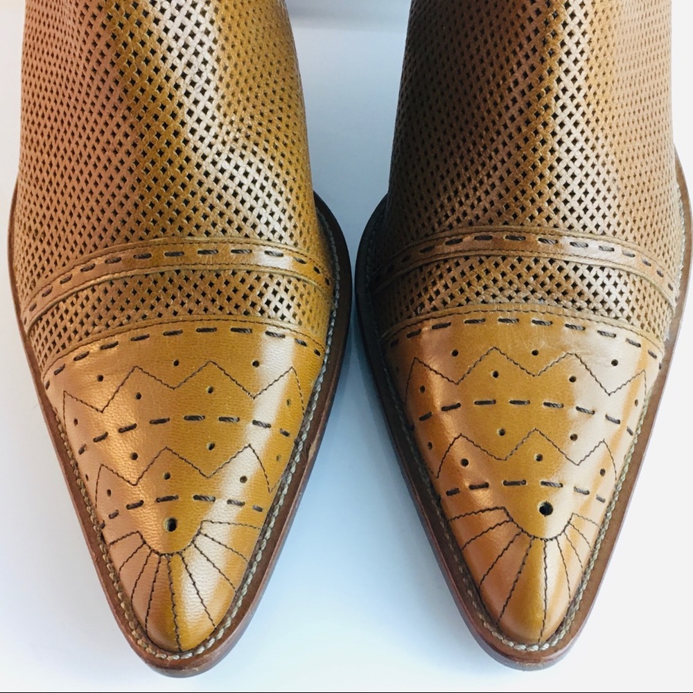 Duccio Del Duca Milano Leather Ankle Booties 40